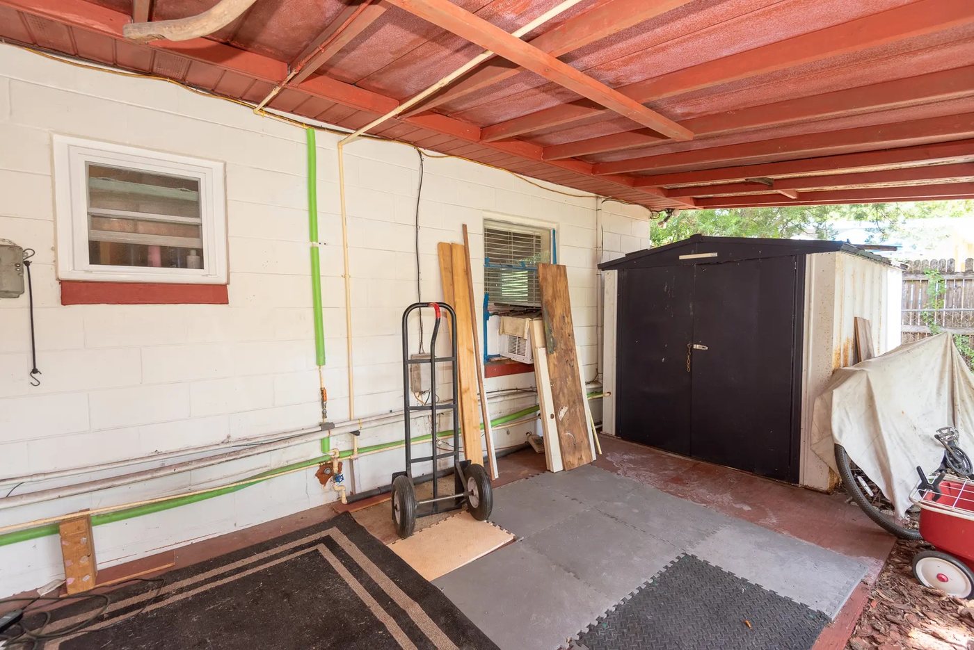 Volusia County &middot; Deltona (32725) photo 11