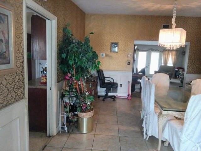 Orange County &middot; Orlando (32805) photo 7