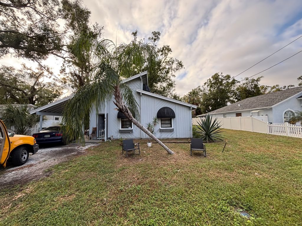 3BR / 1BA Block — Expandable to 3/2 — Tampa Bay · Tampa (33604)